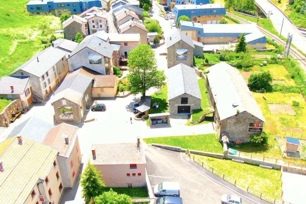Chalet 6B Dans Les Pyrenees Proche D'Andorre LʼHospitalet-près-lʼAndorre Exterior foto