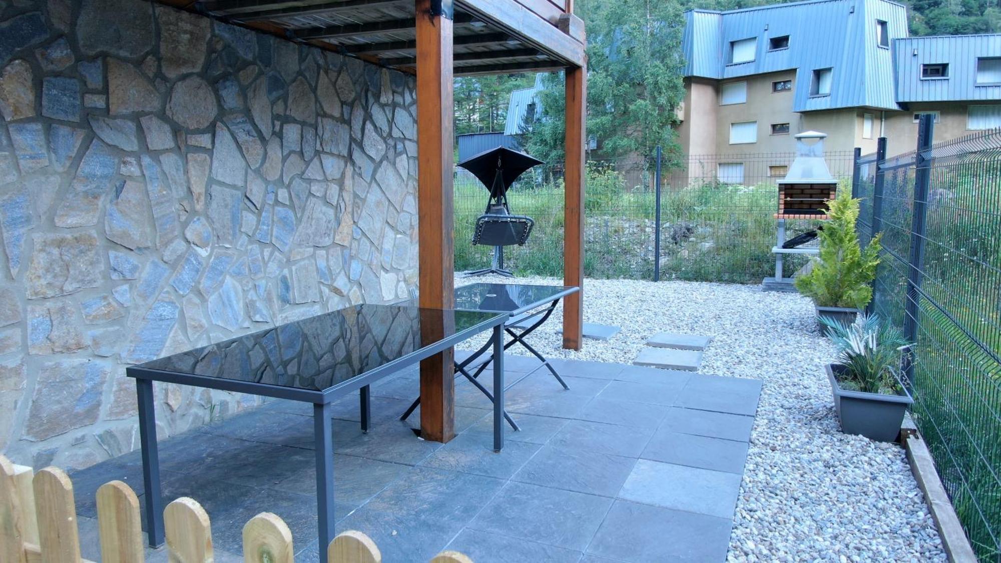 Chalet 6B Dans Les Pyrenees Proche D'Andorre LʼHospitalet-près-lʼAndorre Exterior foto